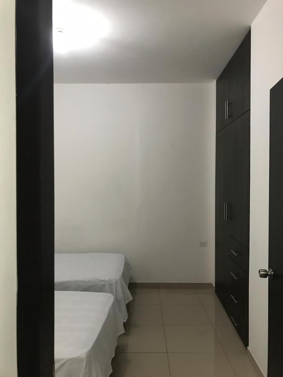Departamento En El Centro De Manta Apartment ภายนอก รูปภาพ